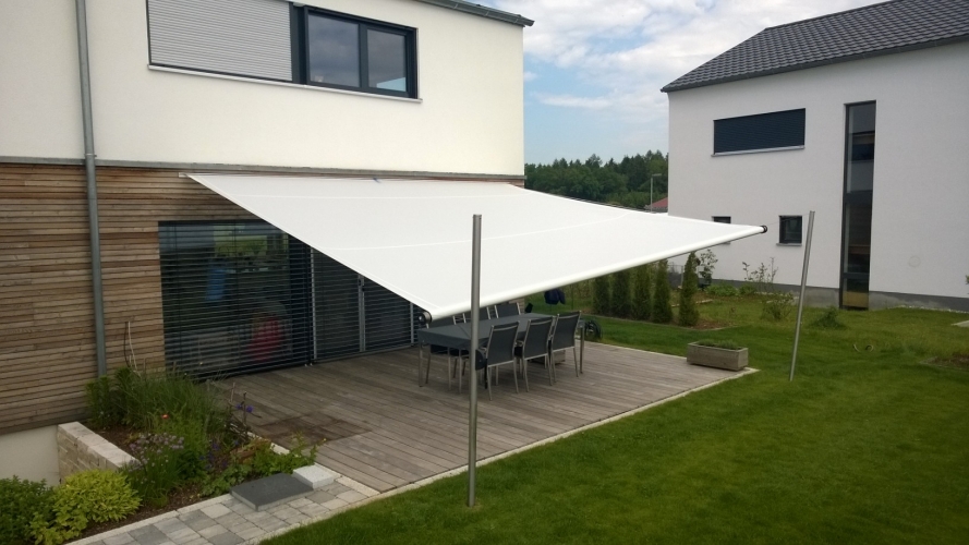 Terrassenbeschattung am Einfamilienhaus